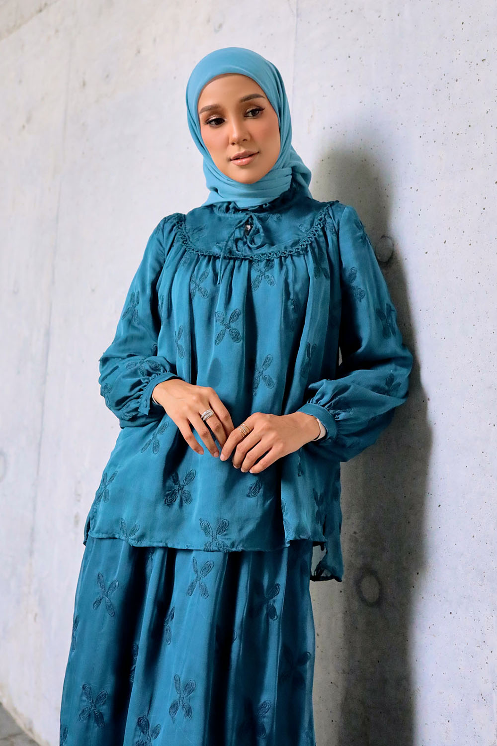 Auliya Luxe - Teal Blue