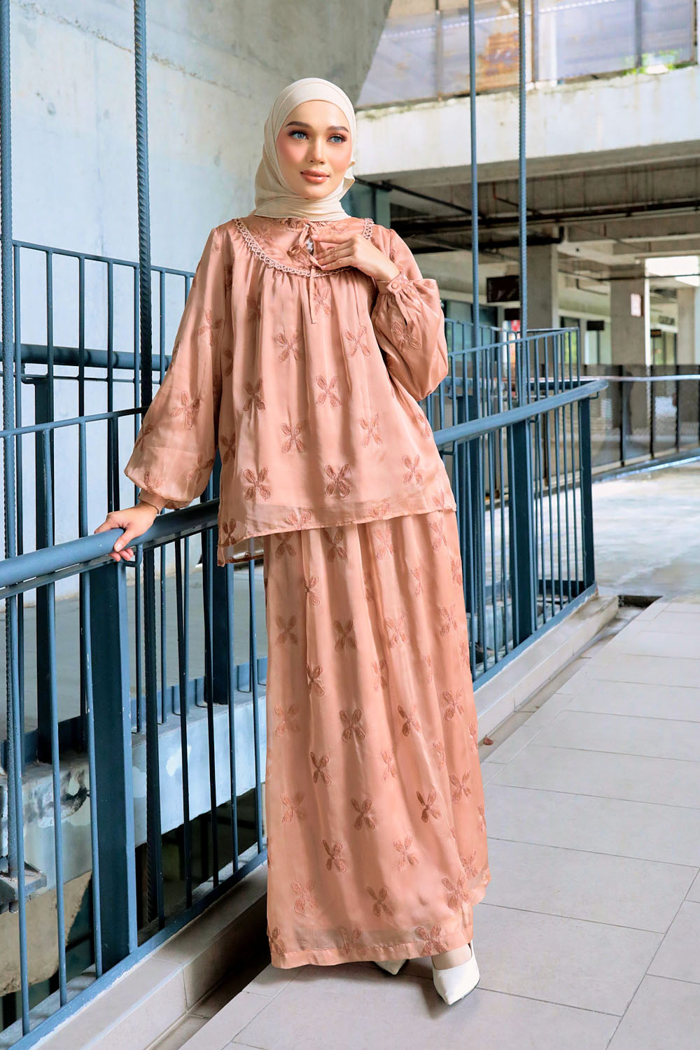 Auliya Luxe - Nude Brown