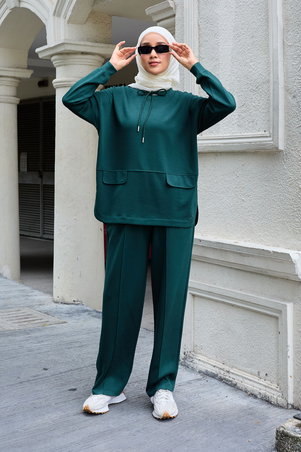 Alure Suit - Emerald Green