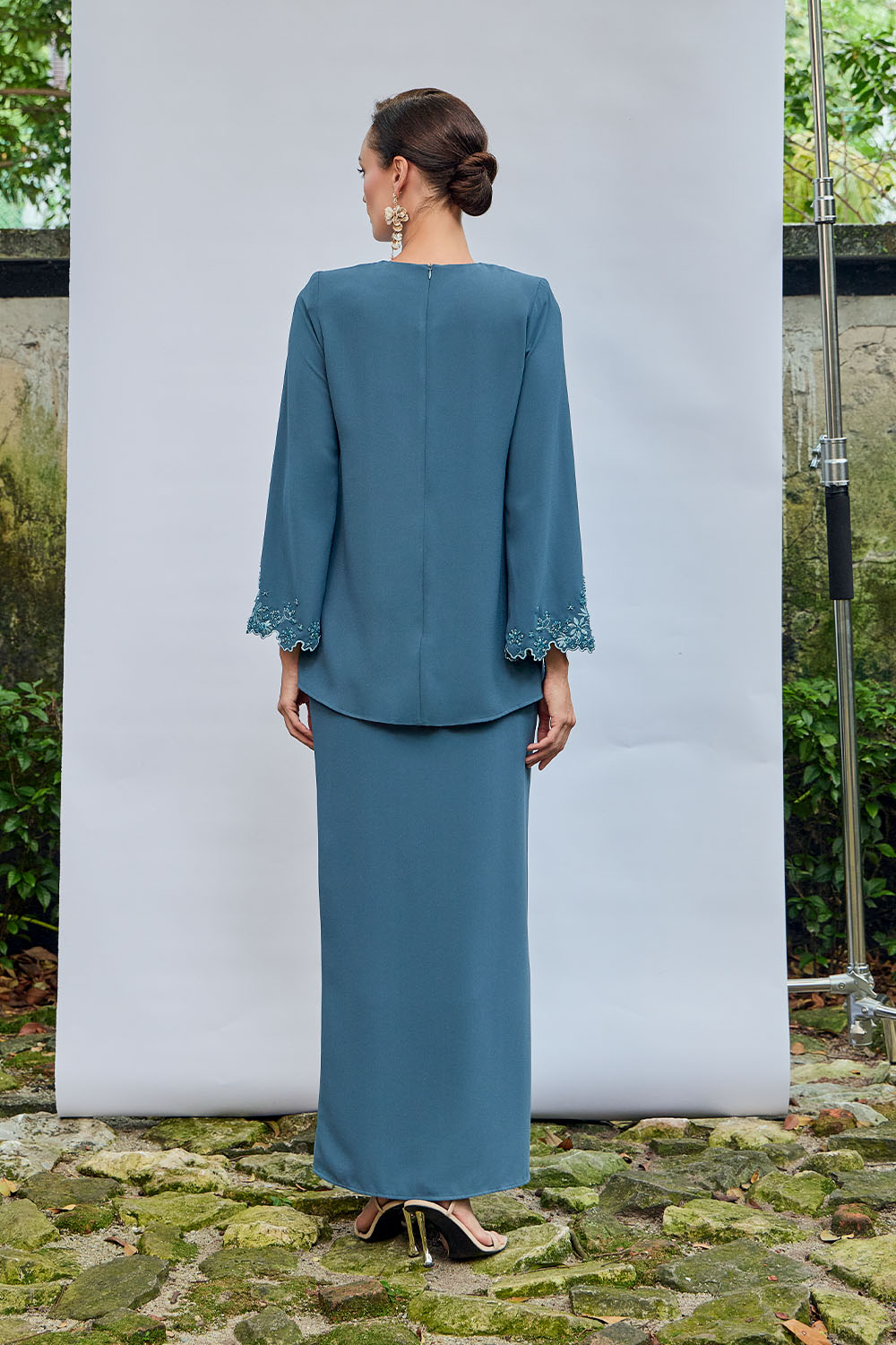 Suri Luxe 2 - Deep Ash Blue