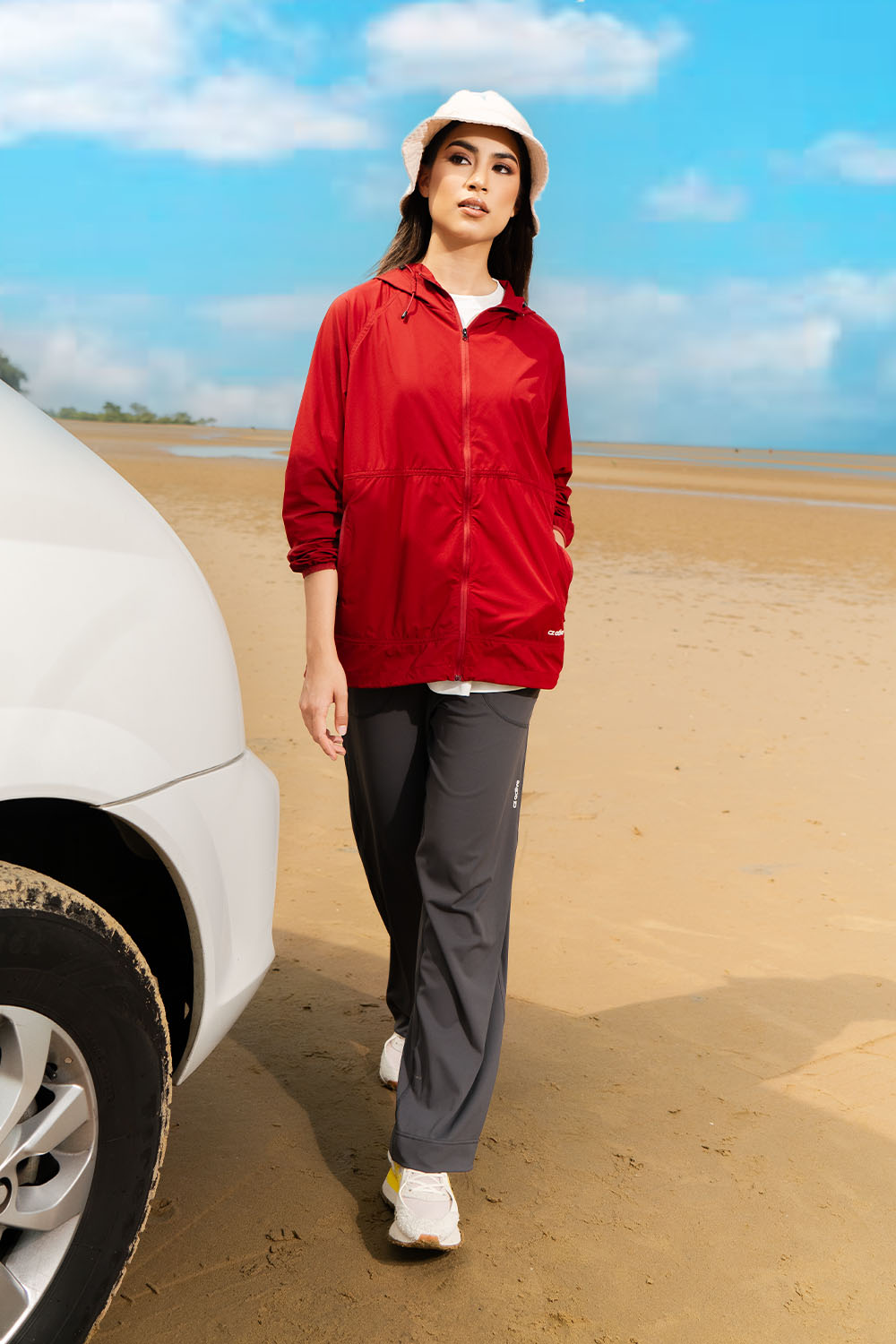 Amour Windbreaker - Red Chilli