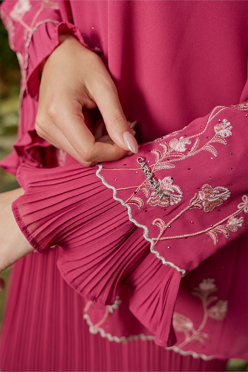 Qhuntum Pleated - Pink Magenta