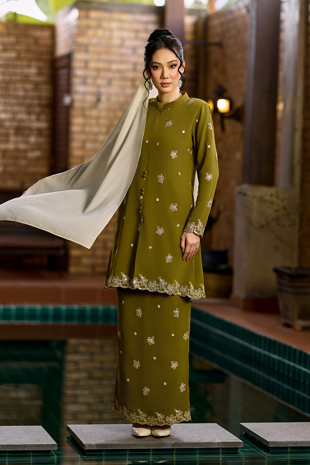 Bienda Kebaya 2 - Olive Green