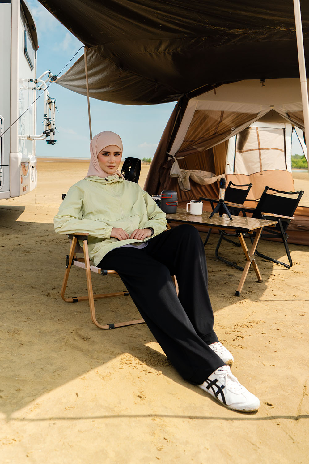 Coralé Windbreaker - Tea Green